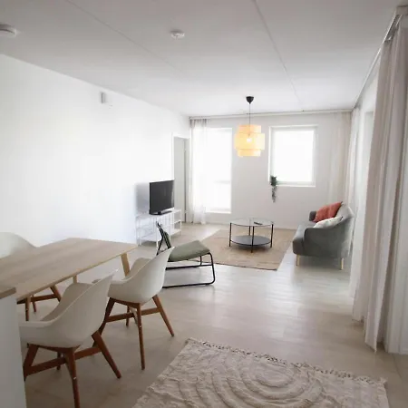 And Spacious For 3 With Sauna Apartment Jyväskylä